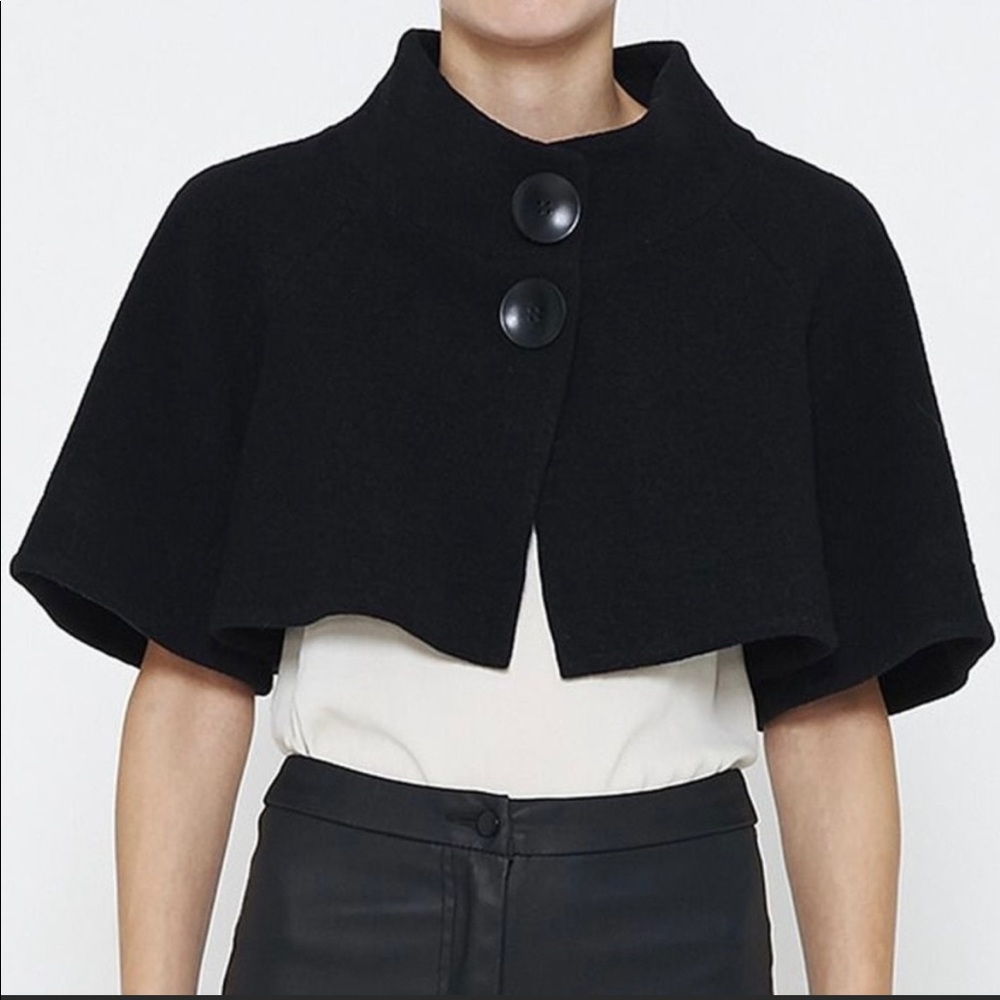 Theory Black Cape